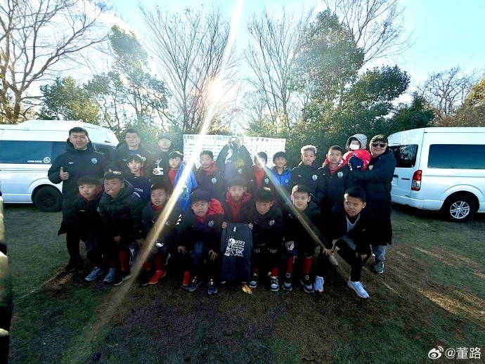  8戰(zhàn)全勝奪日本杯賽冠軍！中國(guó)足球小將發(fā)布感謝信
