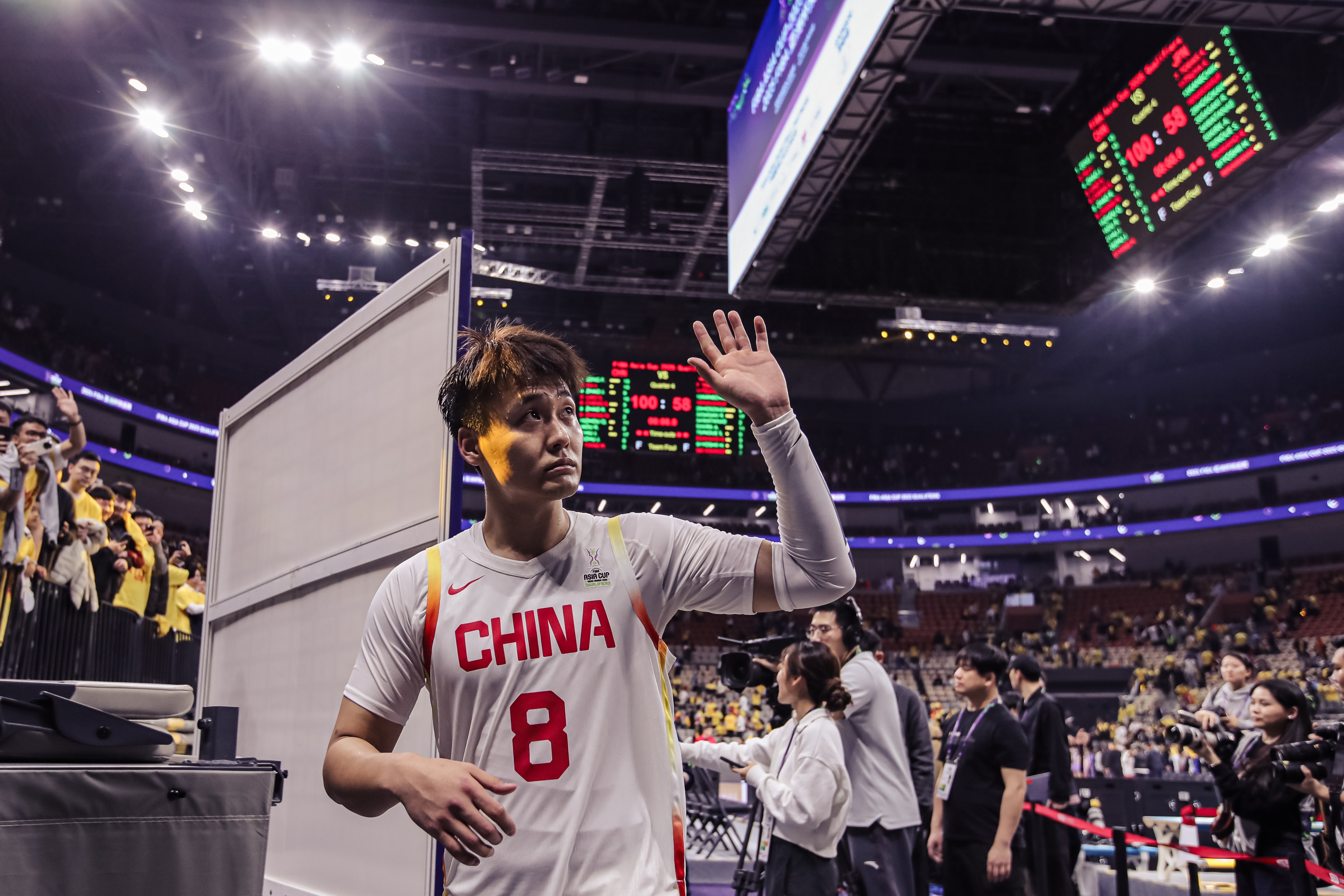  奠定基調(diào)！趙睿三分4中3攻下15+5+5 次節(jié)連得10分帶隊(duì)拉開(kāi)分差