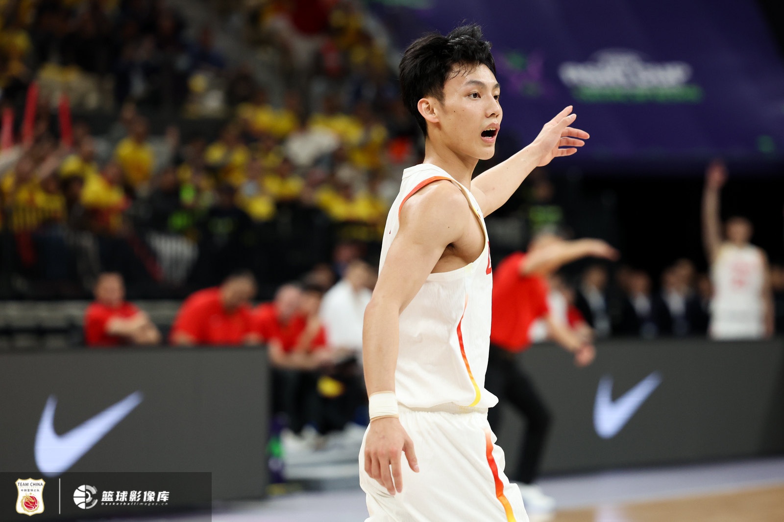  首發(fā)出戰(zhàn)不在狀態(tài)！徐杰全場(chǎng)3中0沒(méi)得分 拿到3板1助2斷另2失誤